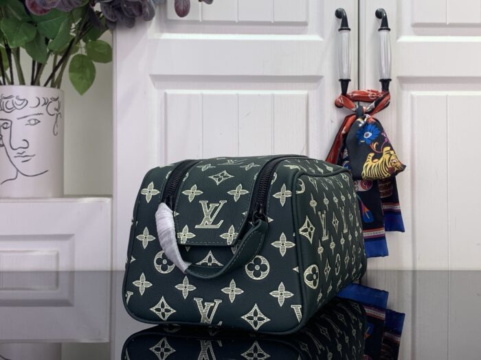 루이비통 돕 키트 흑녹색 M27180 레플리카 미러급 SA급 S급 고퀄리티 최상급 하이엔드 가방 [남성여성공용] 6