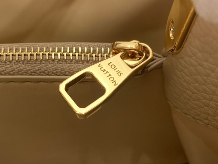 루이비통 카퓌신 BB M25461 베이지 레플리카 미러급 SA급 S급 고퀄리티 최상급 하이엔드 가방 [여성] 7