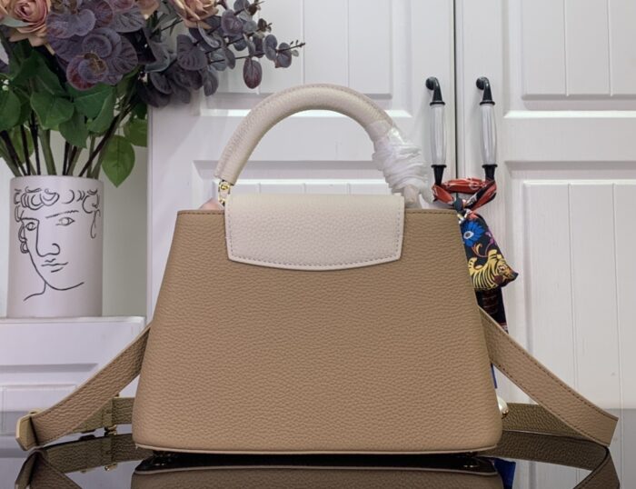 루이비통 카퓌신 BB M25461 베이지 레플리카 미러급 SA급 S급 고퀄리티 최상급 하이엔드 가방 [여성] 2