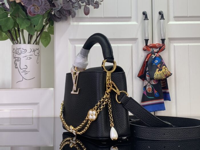 루이비통 카퓌신 미니 M25461 블랙 레플리카 미러급 SA급 S급 고퀄리티 최상급 하이엔드 가방 [여성] 4