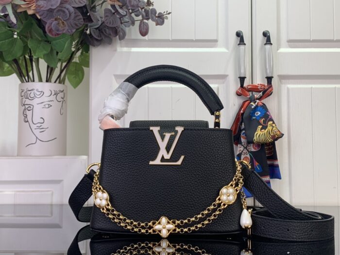 루이비통 카퓌신 미니 M25461 블랙 레플리카 미러급 SA급 S급 고퀄리티 최상급 하이엔드 가방 [여성]