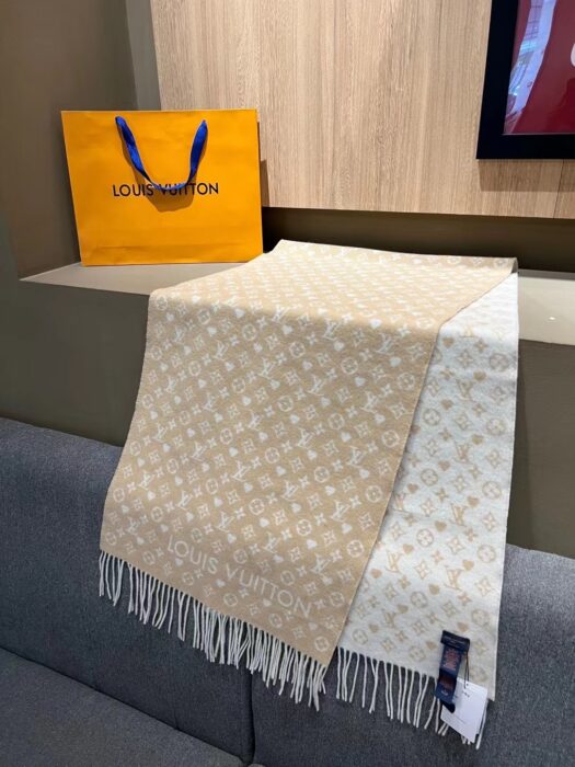 루이비통 게임 온 스카프 베이지 양털 스카프 레플리카 미러급 SA급 S급 고퀄리티 최상급 하이엔드 머플러 목도리 [남성여성공용] 3