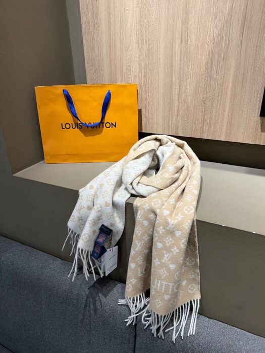 루이비통 게임 온 스카프 베이지 양털 스카프 레플리카 미러급 SA급 S급 고퀄리티 최상급 하이엔드 머플러 목도리 [남성여성공용] 4