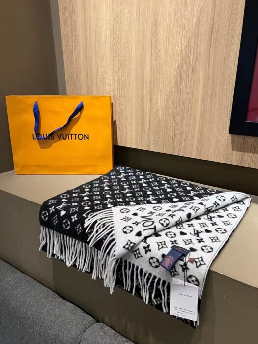 루이비통 게임 온 스카프 블랙 양털 스카프 레플리카 미러급 SA급 S급 고퀄리티 최상급 하이엔드 머플러 목도리 [남성여성공용] 2