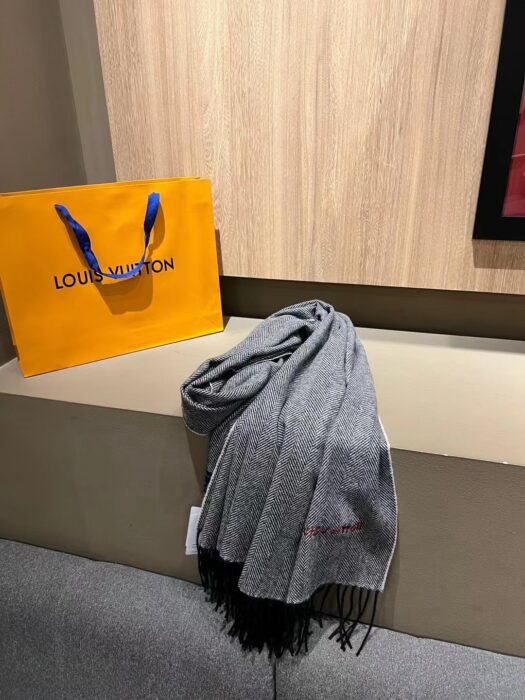 루이비통 그레이 스트라이프 스카프 머플러 양털 스카프 레플리카 미러급 SA급 S급 고퀄리티 최상급 하이엔드 머플러 목도리 [남성여성공용] 4