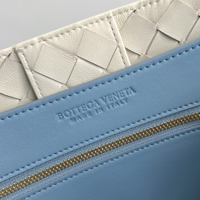 보테가베네타 미디엄 안디아모 배색 화이트 스카이 블루 796592 레플리카 미러급 SA급 S급 고퀄리티 최상급 하이엔드 가방 [여성] 7