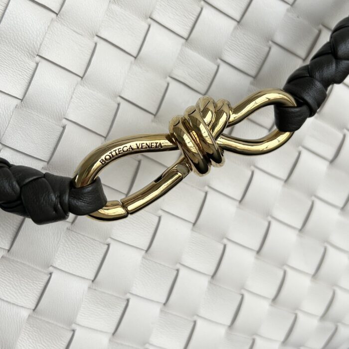 보테가베네타 미디엄 안디아모 배색 화이트 스카이 블루 796592 레플리카 미러급 SA급 S급 고퀄리티 최상급 하이엔드 가방 [여성] 8