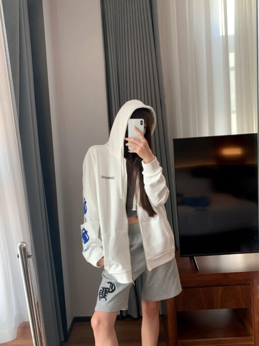 크롬하츠 블루 입 모노그램 후드집업 화이트 레플리카 미러급 SA급 S급 고퀄리티 하이엔드 최상급 의류 [남성여성공용]