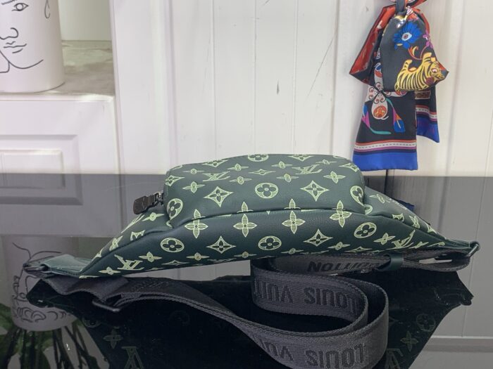 루이비통 러시 범백 M27153 흑녹색 레플리카 미러급 SA급 S급 고퀄리티 최상급 하이엔드 가방 [남성여성공용] 5