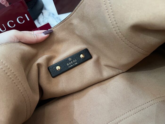 구찌 소프트빗 맥시 숄더백 837466 블랙 레플리카 미러급 SA급 S급 고퀄리티 최상급 하이엔드 가방 [여성] 9