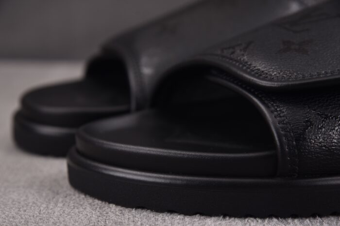 루이비통 마이애미 슬리퍼 블랙 레플리카 미러급 SA급 S급 고퀄리티 최상급 하이엔드 신발 [남성] 10