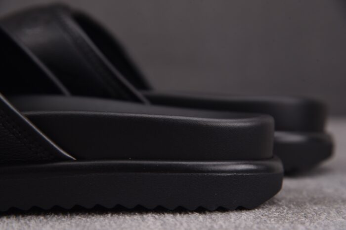 루이비통 마이애미 슬리퍼 블랙 레플리카 미러급 SA급 S급 고퀄리티 최상급 하이엔드 신발 [남성] 12