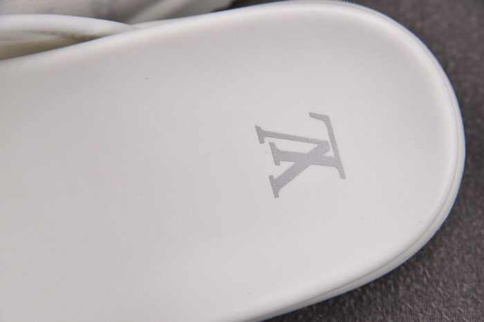 루이비통 마이애미 슬리퍼 화이트 레플리카 미러급 SA급 S급 고퀄리티 최상급 하이엔드 신발 [남성] 9