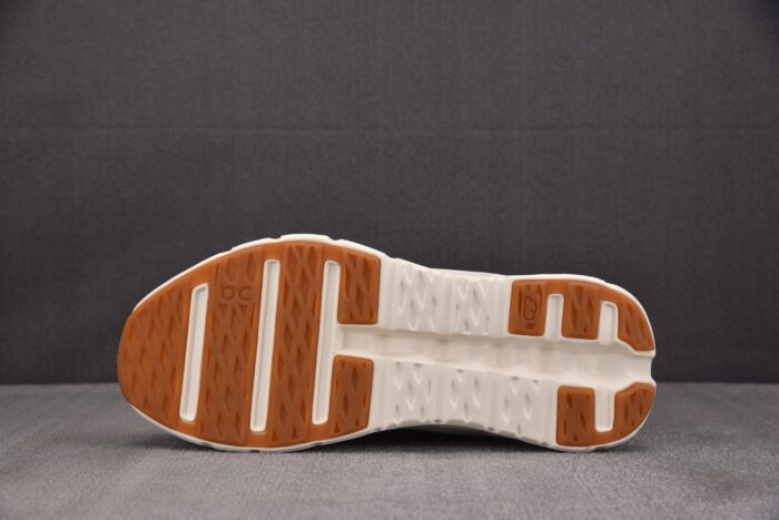 On x 로에베 클라우드 틸트 2.0 화이트 카키 레플리카 미러급 SA급 S급 고퀄리티 최상급 하이엔드 신발 [남성여성공용] 4