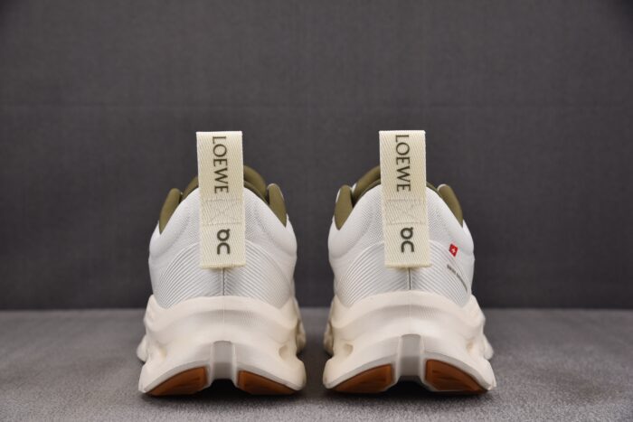On x 로에베 클라우드 틸트 2.0 화이트 카키 레플리카 미러급 SA급 S급 고퀄리티 최상급 하이엔드 신발 [남성여성공용] 5