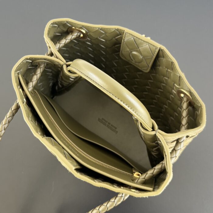 보테가베네타 스몰 안디아모 743568 다크 올리브 스웨이드 레플리카 미러급 SA급 S급 고퀄리티 최상급 하이엔드 가방 [여성] 3