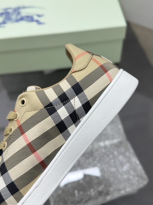 버버리 체크 세트 스니커즈 샌드 베이지 레플리카 미러급 SA급 S급 고퀄리티 최상급 하이엔드 신발 [남성] 8