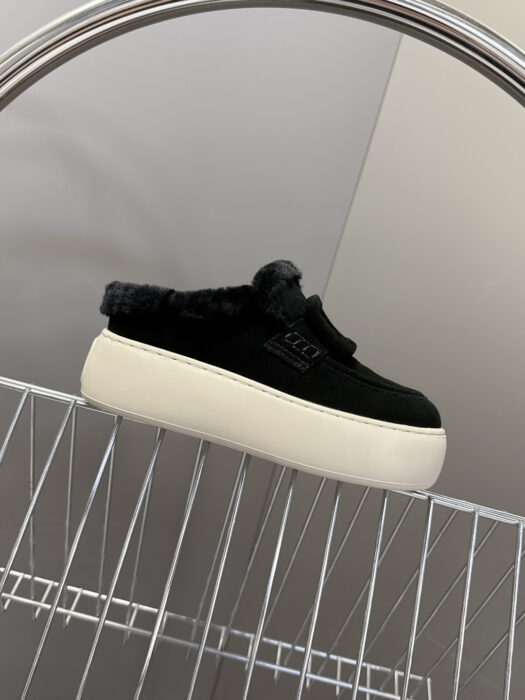 로로피아나 털 로퍼 슬리버 블랙 5cm 레플리카 미러급 SA급 S급 고퀄리티 최상급 하이엔드 신발 [여성]