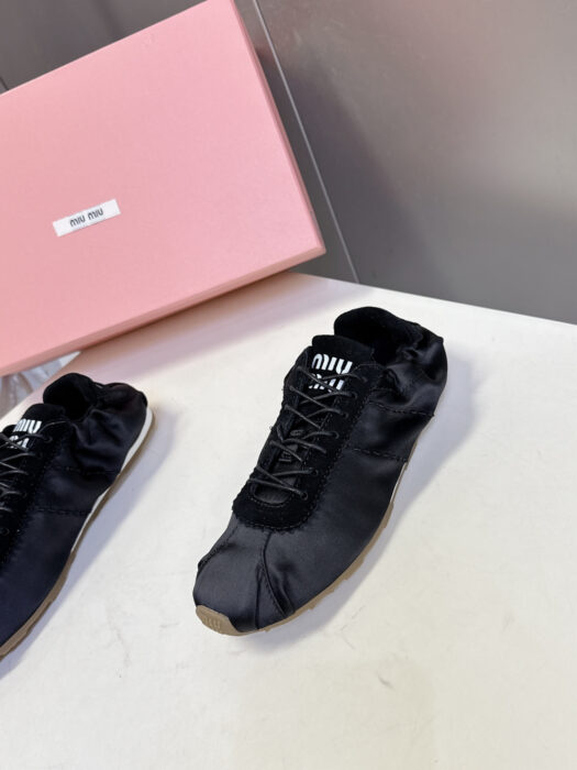 미우미우 캐쥬얼 가벼운 스니커즈 블랙 레플리카 미러급 SA급 S급 고퀄리티 최상급 하이엔드 신발 [여성] 7