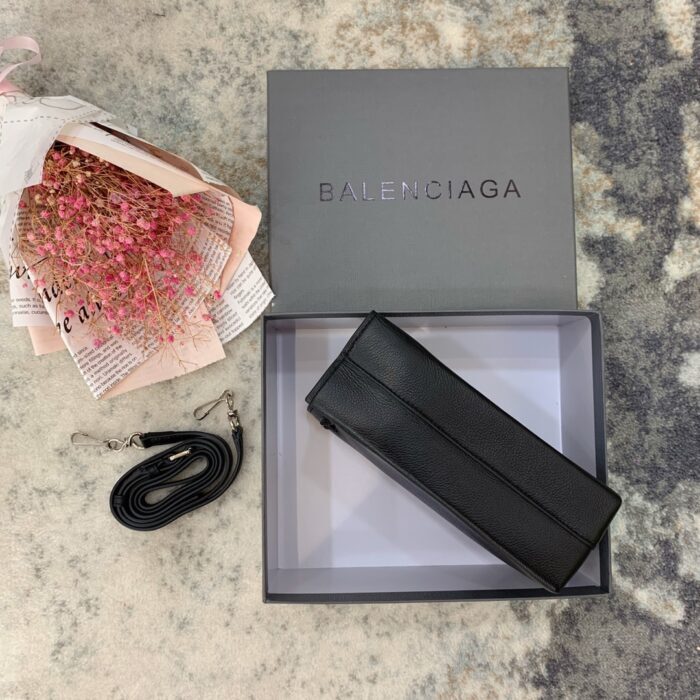 발렌시아가 로고 미니 폰홀더 토트백 겸 숄더백 크로스백 블랙 레플리카 미러급 SA급 S급 고퀄리티 최상급 하이엔드 가방 [여성] 8