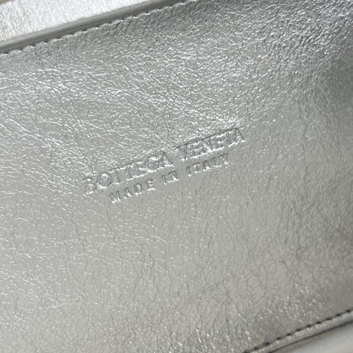보테가베네타 놋 717622 실버 양가죽 레플리카 미러급 SA급 S급 고퀄리티 최상급 하이엔드 가방 [여성] 9