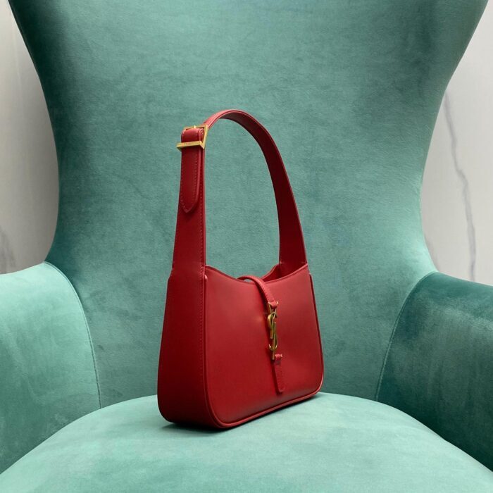 생로랑 페이턴트 가죽 소재의 LE 5 A 7 호보백 657228 레드 레플리카 미러급 SA급 S급 고퀄리티 최상급 하이엔드 가방 [여성] 4