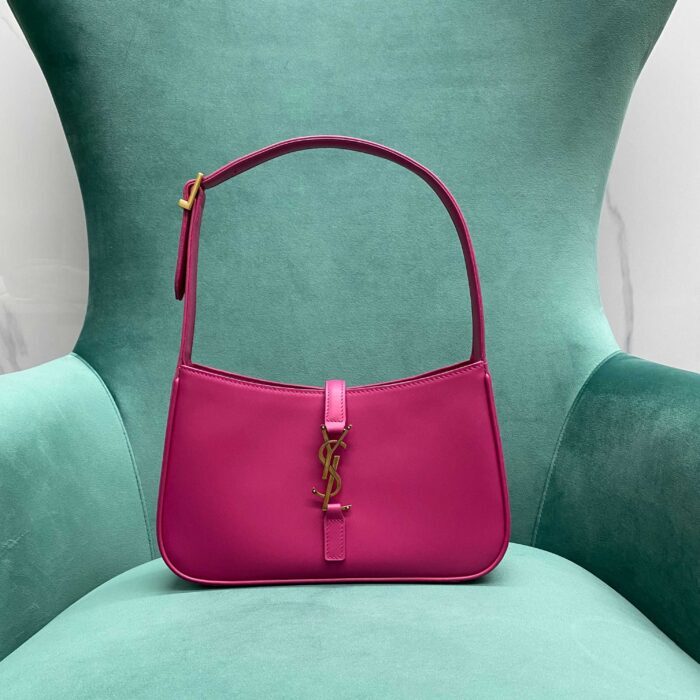 생로랑 페이턴트 가죽 소재의 LE 5 A 7 호보백 657228 자홍색 레플리카 미러급 SA급 S급 고퀄리티 최상급 하이엔드 가방 [여성]