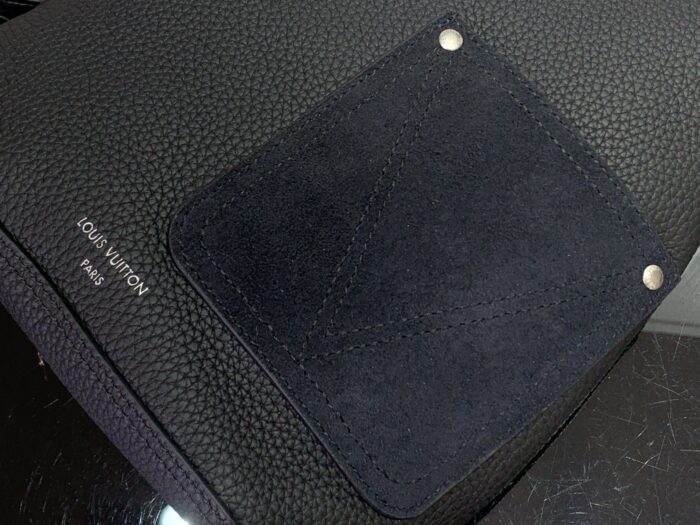 루이비통 델타 슬링백 M27060 블랙 레플리카 미러급 SA급 S급 고퀄리티 최상급 하이엔드 가방 [남성여성공용] 6