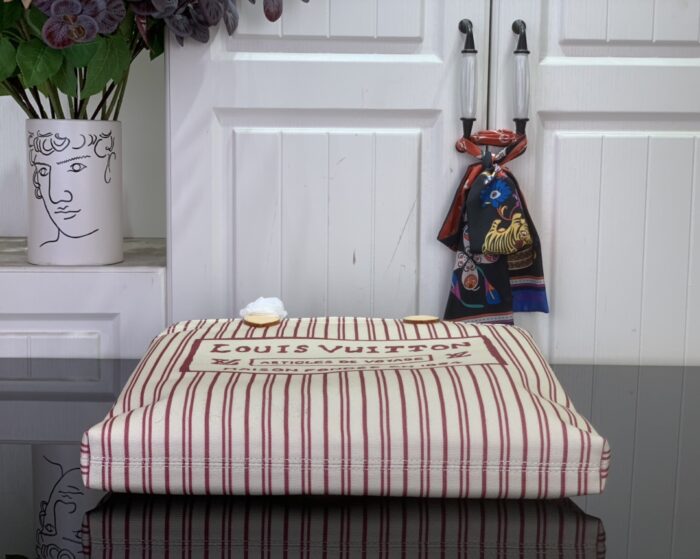 루이비통 캐리 잇 M15121 레플리카 미러급 SA급 S급 고퀄리티 최상급 하이엔드 가방 [여성] 5