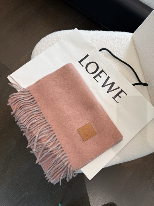 로에베 패치 로고 양색 스카프 핑크 그레이 레플리카 미러급 SA급 S급 고퀄리티 최상급 하이엔드 악세사리 [남성여성공용] 7