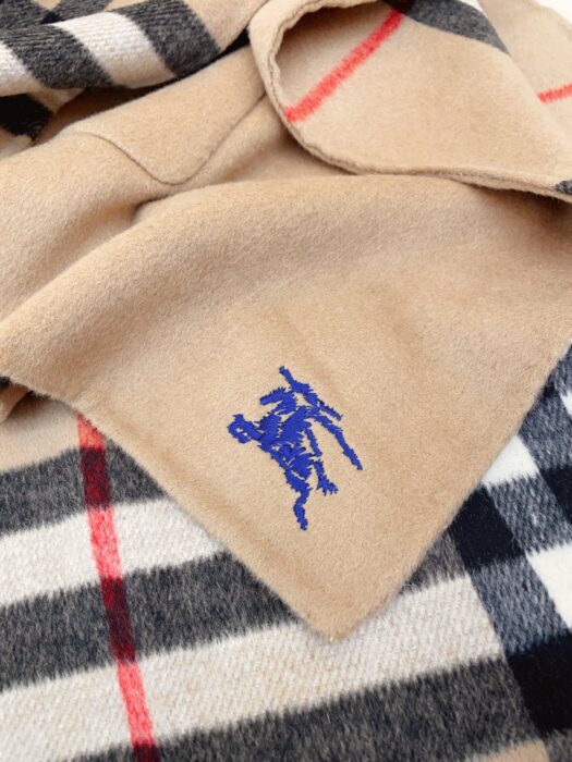 버버리 블루 승마 자수 체크 케이프 베이지 레플리카 미러급 SA급 S급 고퀄리티 최상급 하이엔드 악세사리 [여성] 6