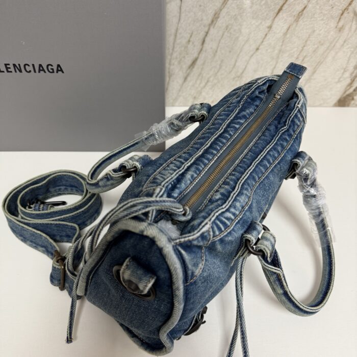 발렌시아가 르 시티 백 데님 블루 레플리카 미러급 SA급 S급 고퀄리티 최상급 하이엔드 가방 [여성] 6