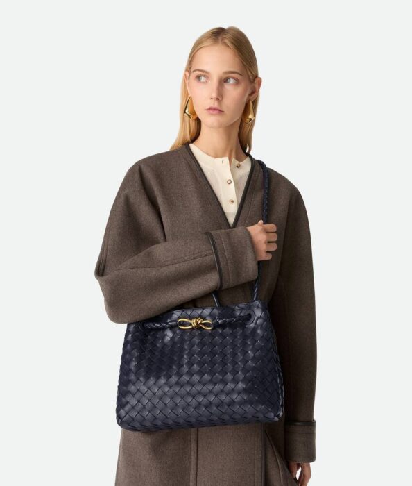 보테가베네타 미디움 안디아모 743572 블랙 레플리카 미러급 SA급 S급 고퀄리티 최상급 하이엔드 가방 [여성]