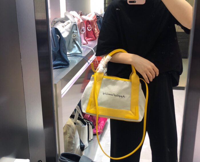 발렌시아가 캔버스 스몰 토트백 옐로우 레플리카 미러급 SA급 S급 고퀄리티 최상급 하이엔드 가방 [여성]