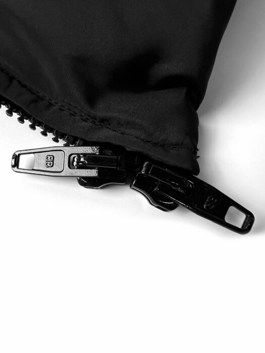 발렌시아가 SHRUNK 푸퍼 코튼 숏 자켓 패딩 블랙 레플리카 미러급 SA급 S급 고퀄리티 하이엔드 최상급 의류 [남성여성공용] 8