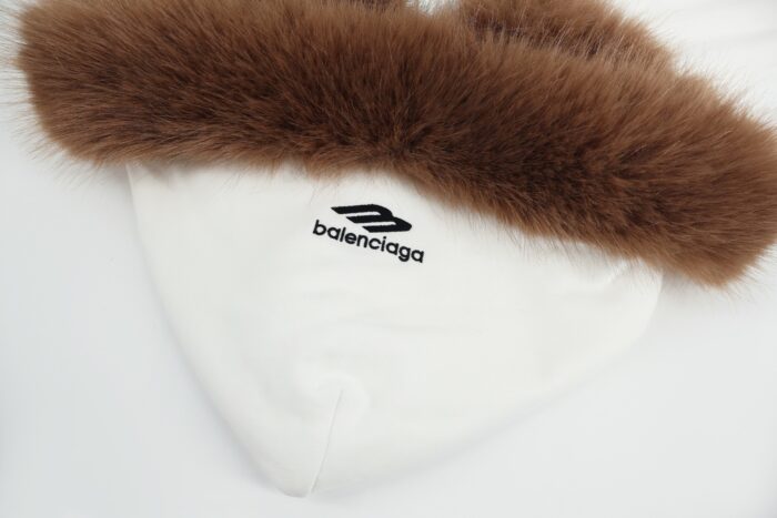 발렌시아가 털 후드 자켓 화이트 레플리카 미러급 SA급 S급 고퀄리티 하이엔드 최상급 의류 [남성여성공용] 6