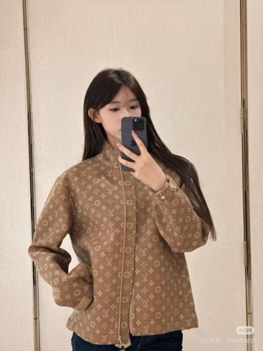 루이비통 더블 페이스 모노그램 재킷 자켓 1AHXXC 레플리카 미러급 SA급 S급 고퀄리티 하이엔드 최상급 의류 [남성여성공용] 2