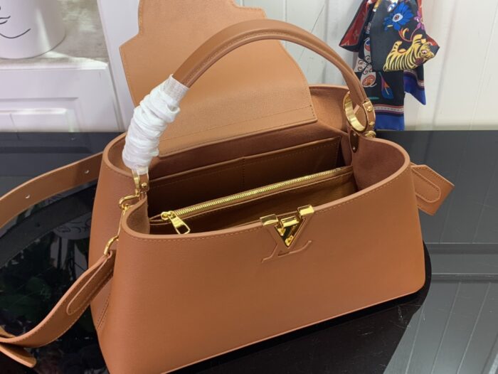 루이비통 카퓌신 MM 수플 M14371 브라운 레플리카 미러급 SA급 S급 고퀄리티 최상급 하이엔드 가방 [여성] 3