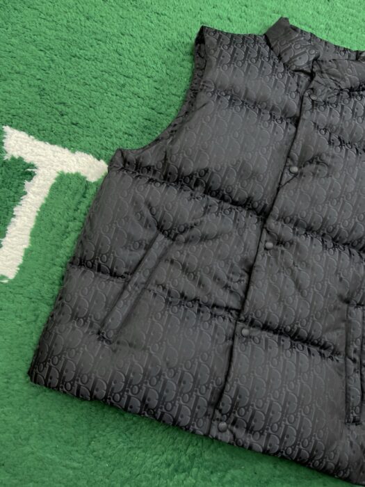 디올 오블리크 단추 패딩 조끼 블랙 레플리카 미러급 SA급 S급 고퀄리티 하이엔드 최상급 의류 [남성여성공용] 8