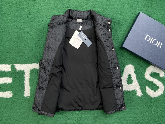 디올 오블리크 단추 패딩 조끼 블랙 레플리카 미러급 SA급 S급 고퀄리티 하이엔드 최상급 의류 [남성여성공용] 5