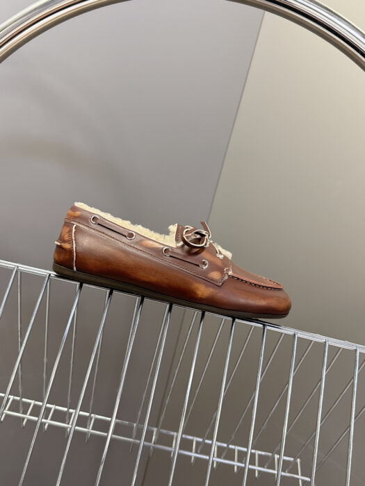 미우미우 빈티지 털 레더 로퍼 브라운 레플리카 미러급 SA급 S급 고퀄리티 최상급 하이엔드 신발 [여성]