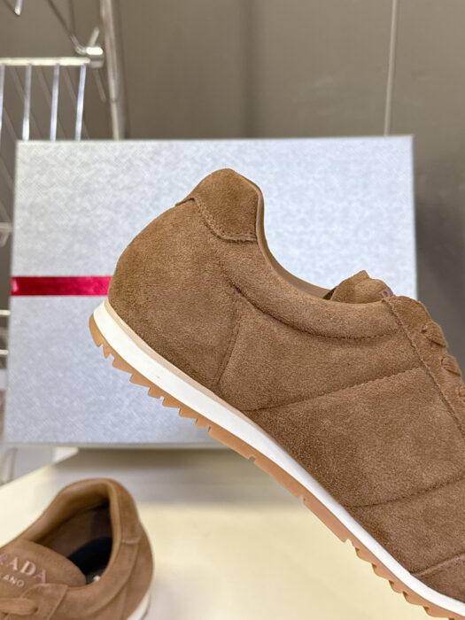 프라다 커플 삼각로고 스웨이드 스니커즈 브라운 레플리카 미러급 SA급 S급 고퀄리티 최상급 하이엔드 신발 [남성여성공용] 7