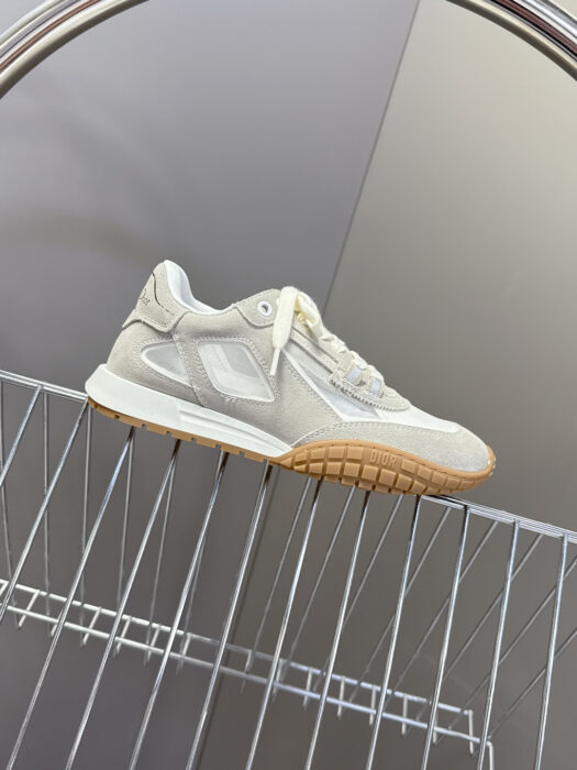 디올 테크 스니커즈 스웨이드 카프스킨 앤 트랜스패런트 메쉬 화이트 레플리카 미러급 SA급 S급 고퀄리티 최상급 하이엔드 신발 [남성여성공용]