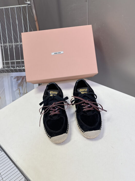 미우미우 캐쥬얼 스웨이드 스니커즈 블랙 레플리카 미러급 SA급 S급 고퀄리티 최상급 하이엔드 신발 [여성] 2