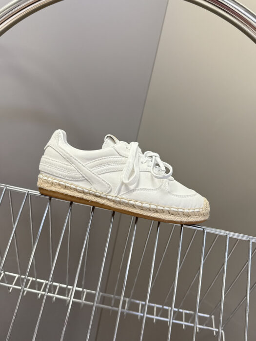 미우미우 캐쥬얼 패브릭 스니커즈 화이트 레플리카 미러급 SA급 S급 고퀄리티 최상급 하이엔드 신발 [여성] 2