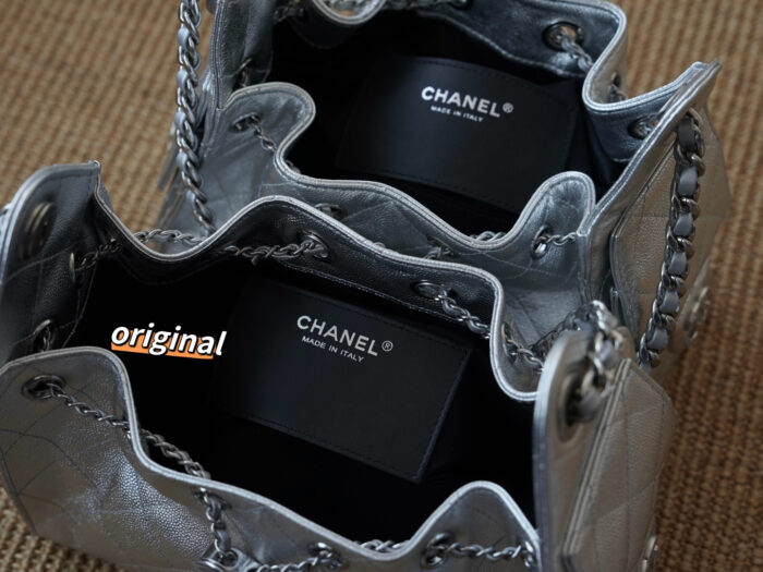 샤넬 25 미니 핸드백 그레인드 카프스킨 실버 메탈 실버 레플리카 미러급 SA급 S급 고퀄리티 최상급 하이엔드 가방 [여성] 13