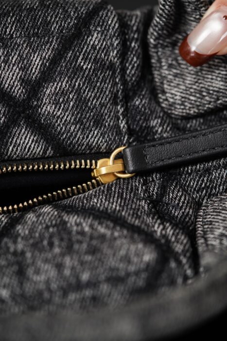 샤넬 맥시 보우 백 워시드 데님 골드 메탈 블랙 레플리카 미러급 SA급 S급 고퀄리티 최상급 하이엔드 가방 [여성] 15