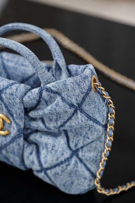 샤넬 맥시 보우 백 워시드 데님 골드 메탈 블루 레플리카 미러급 SA급 S급 고퀄리티 최상급 하이엔드 가방 [여성] 14