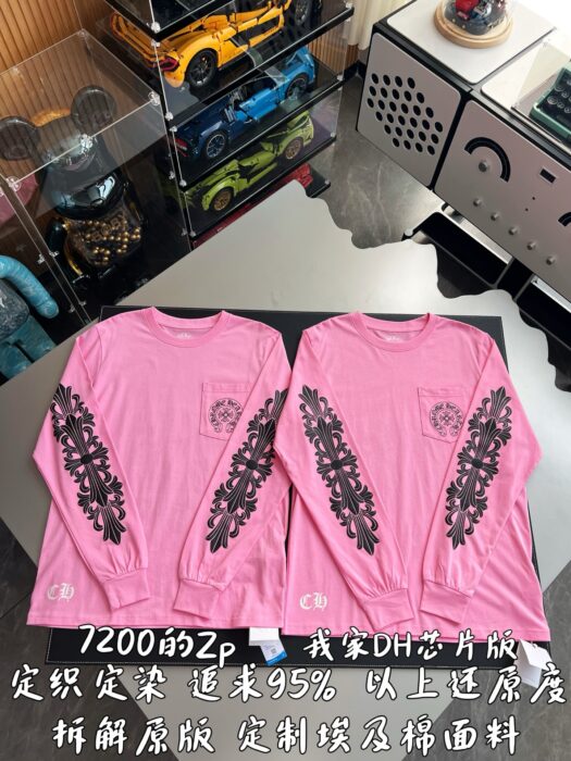 크롬하츠 소매 뒷면 모노그램 긴팔티 핑크 레플리카 미러급 SA급 S급 고퀄리티 하이엔드 최상급 의류 [남성여성공용] 4