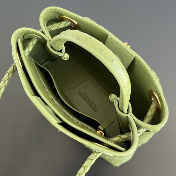 보테가베네타 미니 안디아모 그린 805232 타조가죽 레플리카 미러급 SA급 S급 고퀄리티 최상급 하이엔드 가방 [여성] 3